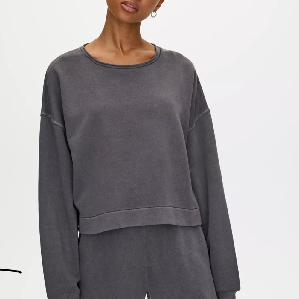 The Group by Babaton Sweatsuit (super cute and cozy!) - Picture 3 of 7